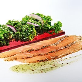 Лосось Гравлакс з капустою кале на буряковому желе з медово-кроповим соусом Лосось Гравлакс з капустою кале на буряковому желе з медово-кроповим соусом