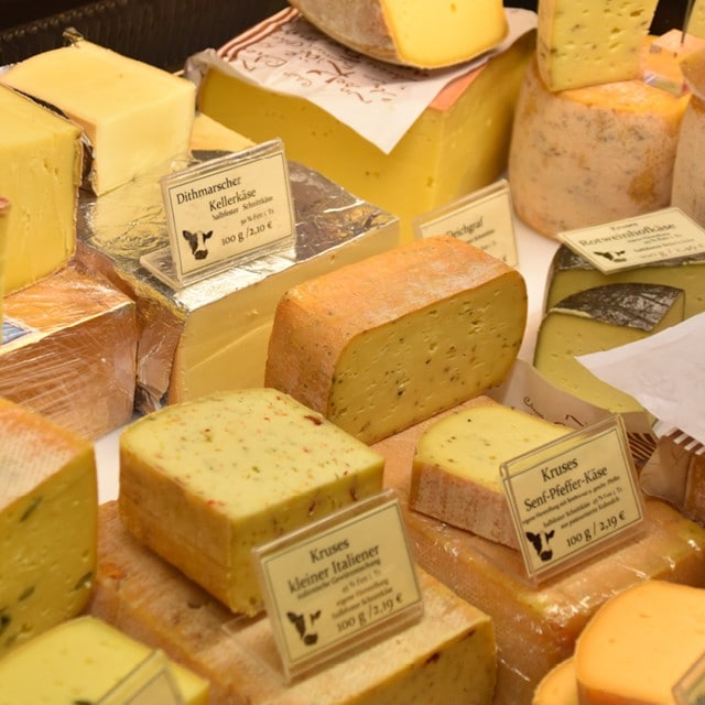 Безлактозні замінники сиру