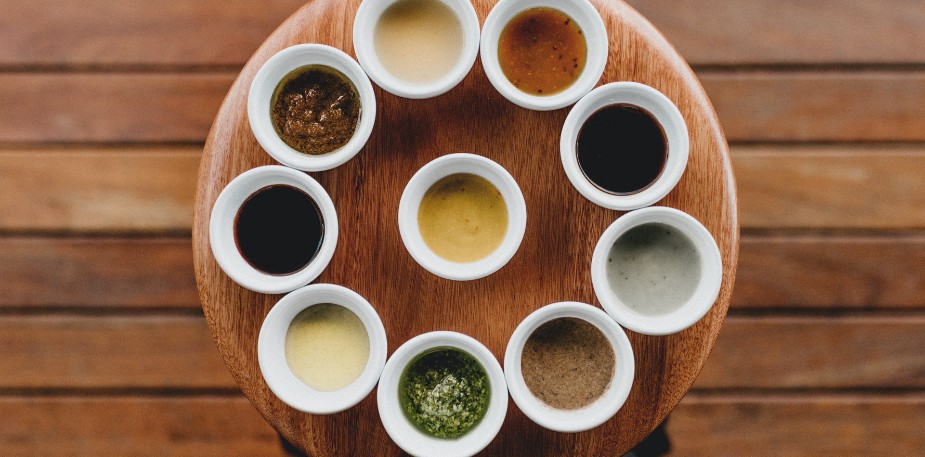 Гарячі та холодні соуси та заправки для кейтерингу