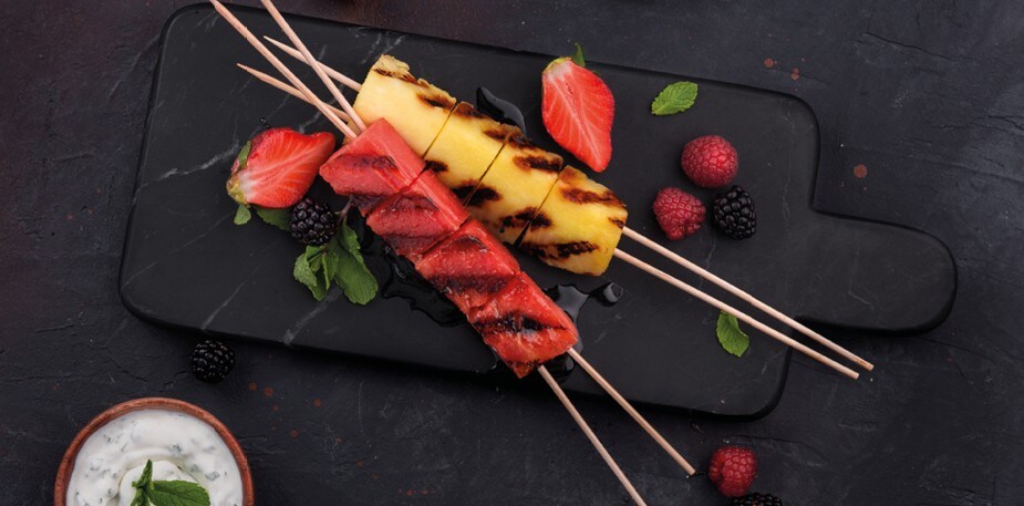 5 ідей приготування фруктів на грилі для натхнення