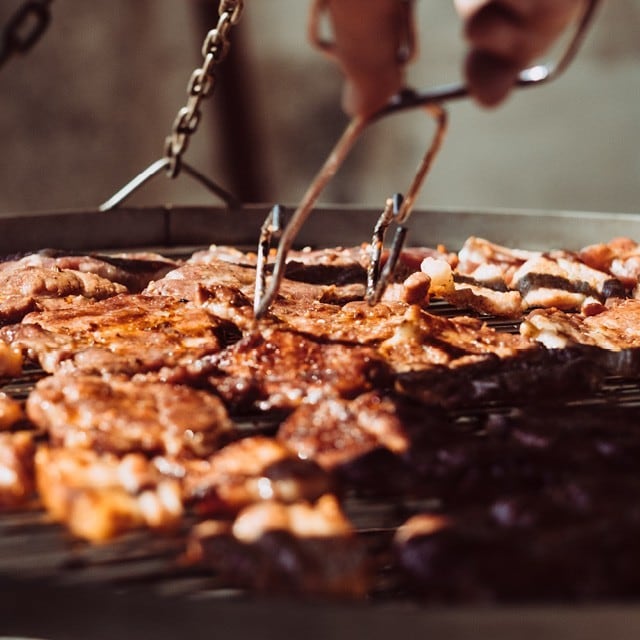 Гриль та барбекю. В чому різниця?