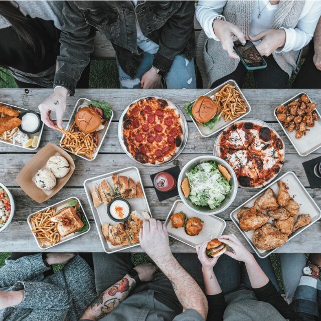 Найкращі ідеї для фуршету, урочистого прийому та пікніка